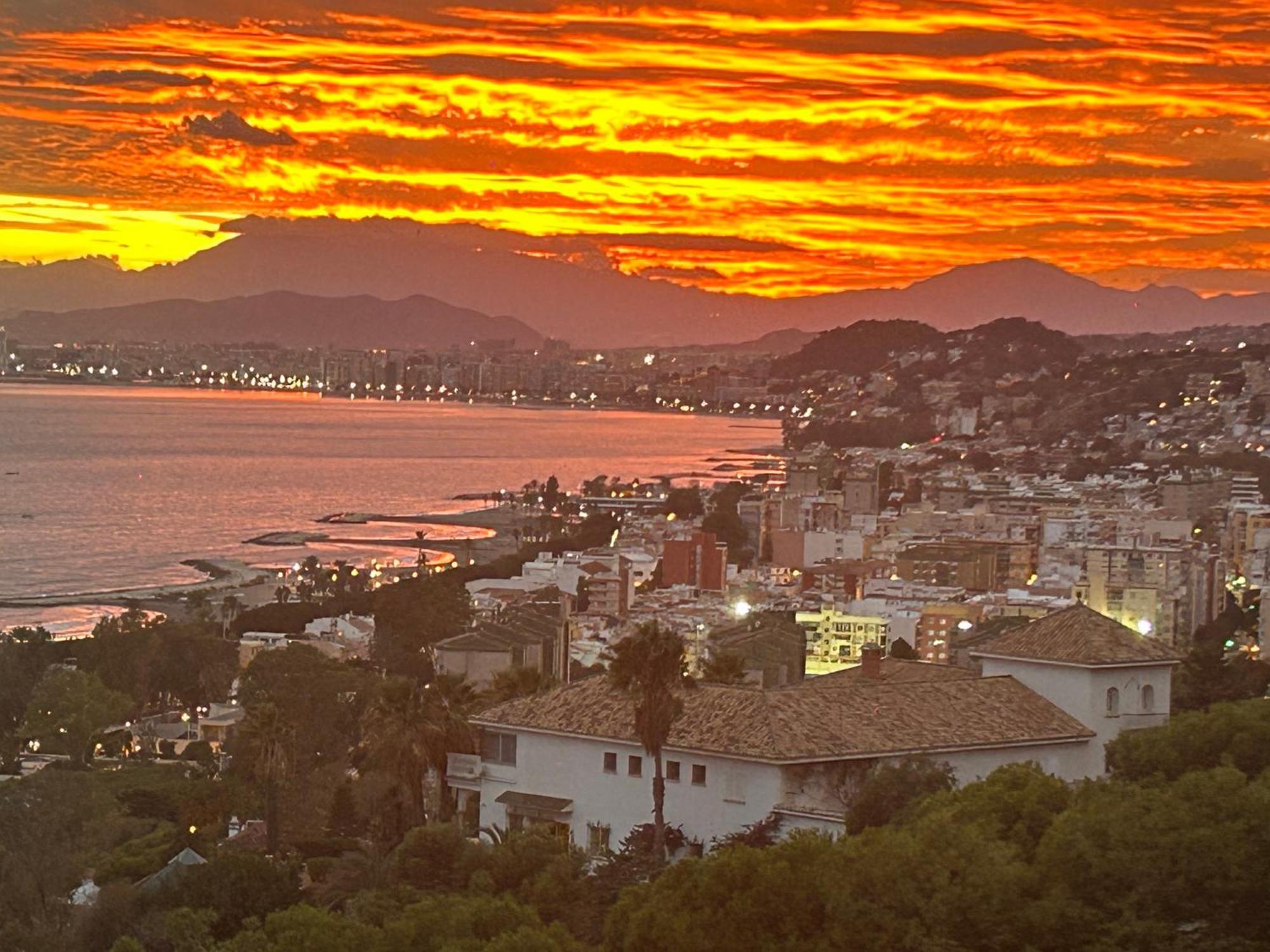 Marvellous Malaga Mediterranean And Mountain Views Málaga Exterior foto